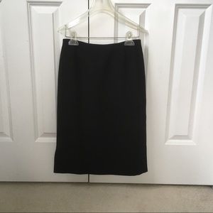 NWOT Tahari skirt suit, black size 2